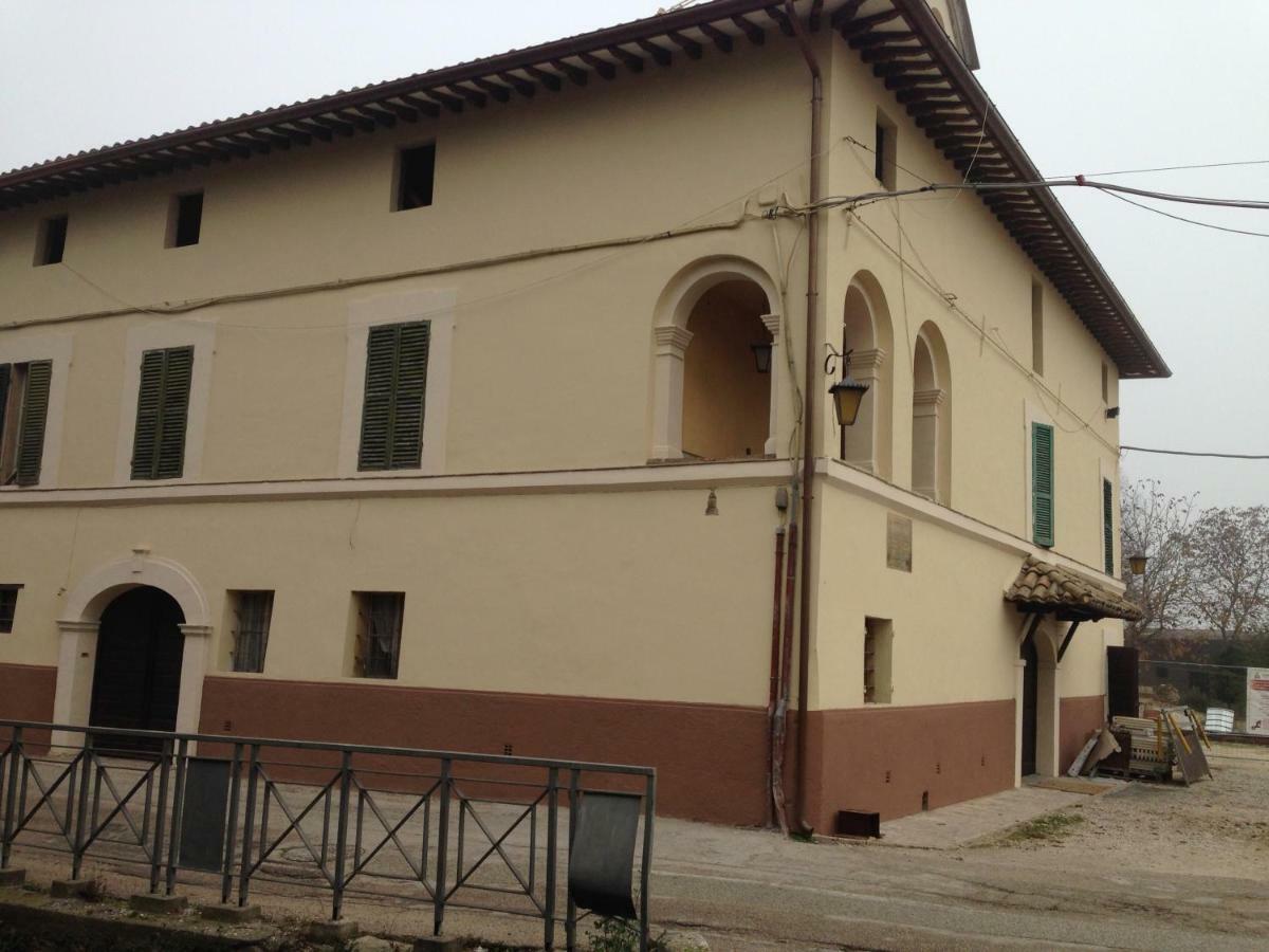 Gasthaus Casa Francesconi Pietra Rossa Exterior foto